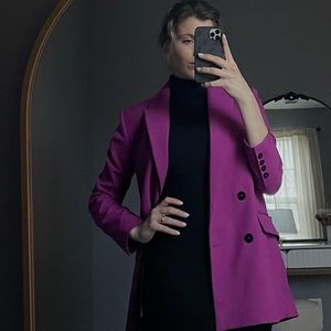 Sophisticated but with a pop of color 💗💗💗